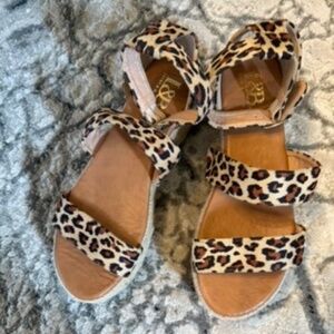 Wedges, women size 9, animal print
